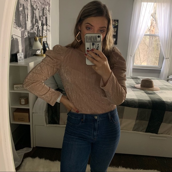 Adiva Tops - NWT Adiva Champagne Puff Sleeve Top